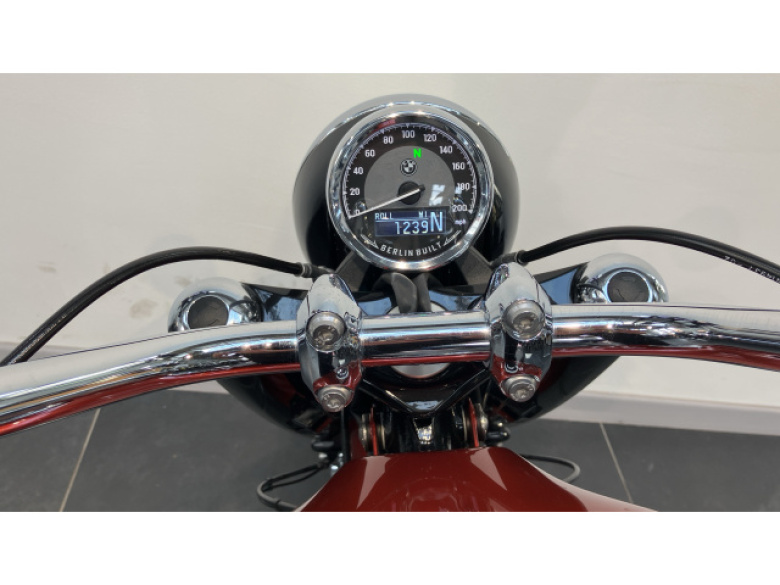 BMW R18 First Edition